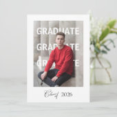 Carte Annonce de remise de diplômes universitaire unique (Debout devant)