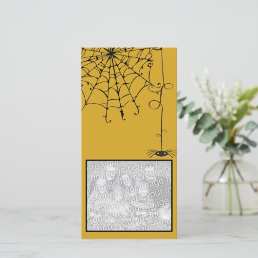 Carte Araignée déplaisante (Debout devant)