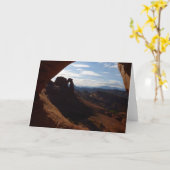 Carte Arche délicate à travers la fenêtre rocheuse à Arc (Fleur jaune)