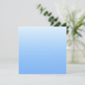 Carte Arrière - plan bleu pâle (Debout devant)