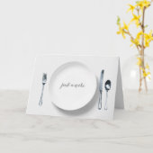 Carte assiette blanche avec couverts (Fleur jaune)