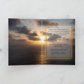 Carte Avec le coucher de soleil sympathique sur les cond (Intérieur)