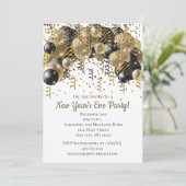 Carte Ballons Noir Or Confetti Nouvel An Soirée (Debout devant)