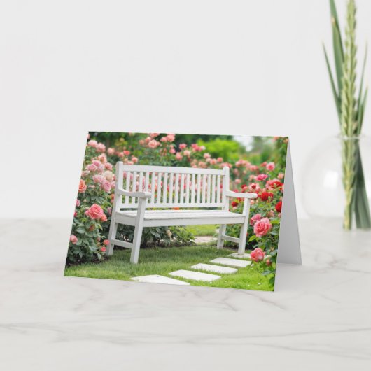 Carte Banc Blanc Anniversaire dans un jardin Rose d'été (Devant)