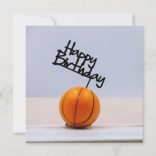 Carte Basket avec Joyeux anniversaire sur arrière - plan