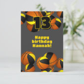 Carte basket heureux anniversaire noir or équipe couleur (Debout devant)