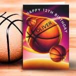 Carte Basketball Ball Sports Joyeux anniversaire<br><div class="desc">Basketball Personnalisé Ball Vivid Sports Bonne Carte d'Anniversaire. Ce design moderne a un ballon de basket sur un arrière - plan vivant et dynamique. Le thème du basket le rend parfait pour l'anniversaire d'un fan de basket. Ajoutez votre nom et votre âge.</div>