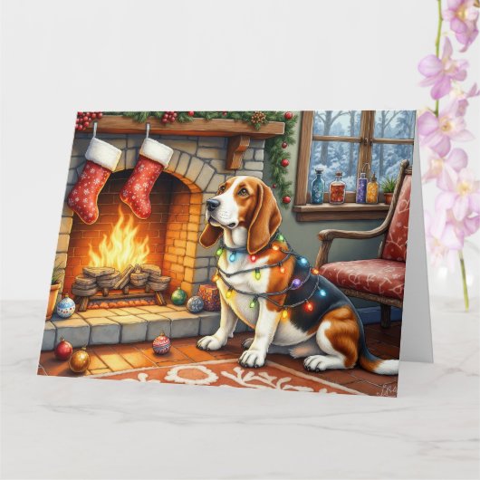 Carte Basset Hound Fireplace with Christmas Lights (Orchidée)