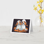Carte Beagles d'Halloween en costume Fantôme drôle (Fleur jaune)