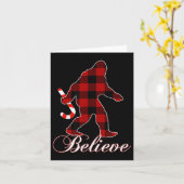 Carte Bigfoot Buffalo Plaid Believe Candy Cane Christmas (Fleur jaune)