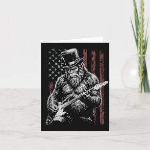 Carte Bigfoot jouant de la guitare Drapeau américain 250