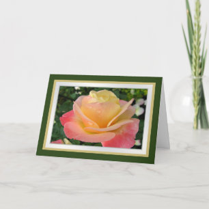 Carte Birthday.Daughter.Yellow-pinkish s'est levé avec