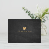 Carte Black Gold Salon Boutique Certificat cadeau d'affa (Debout devant)