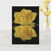 Carte blanche de réflexion d'eau rose jaune (Fleur jaune)