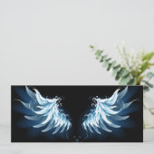 Carte Blue Glowing Angel Wings on black background (Debout devant)