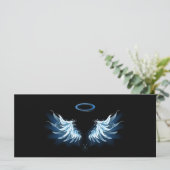 Carte Blue Glowing Angel Wings on black background (Debout devant)