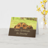 Carte Bonjour Chiot regarde la clôture (Fleur jaune)