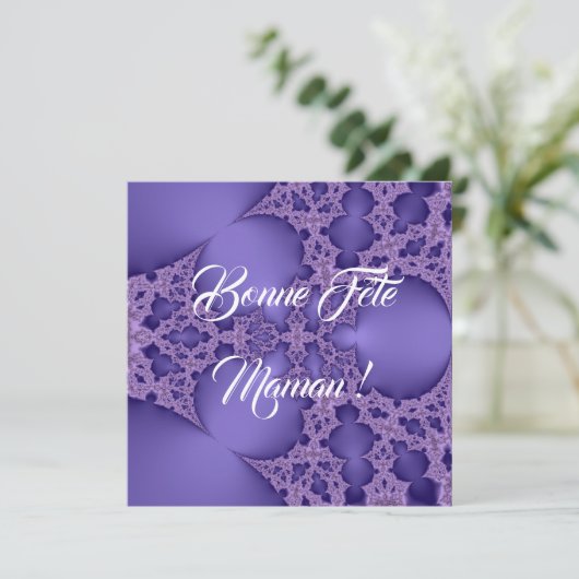 Carte Bonne fête Maman, fractale mauve (Debout devant)