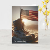 Carte Botte de combat et drapeau dans le sable du désert (Fleur jaune)