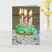 Carte Bougies d'anniversaire sur cupcake (Fleur jaune)
