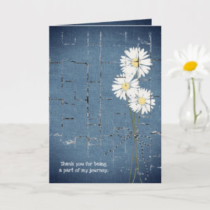 Carte bouquet de pâquerettes sur brique en denim bleu