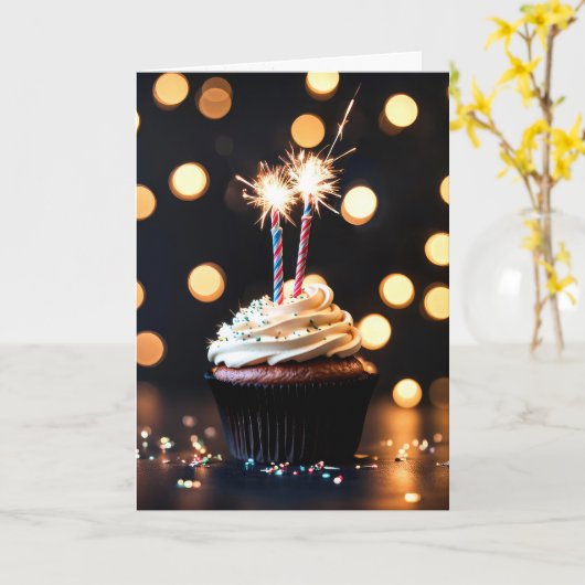 Carte Brouillard d'anniversaire dans un gâteau au chocol (Fleur jaune)