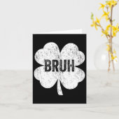 Carte Bruh Shamrock mème drôle Jour de la Saint Patrick  (Fleur jaune)