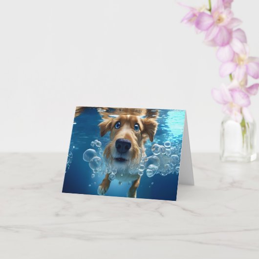 Carte Bubbles de natation de chien sous-marin Bleu yeux (Orchidée)