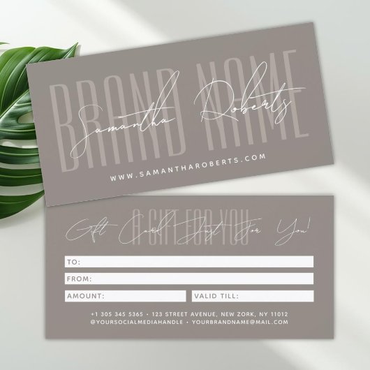 Carte cadeau à la typographie script moderne avec