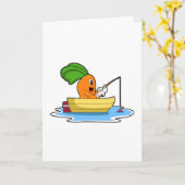 Carte Carotte dans un bateau à la pêche à la canne à pêc (Fleur jaune)
