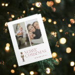 Carte Casse-Noisette moderne Joyeux Noël 2 Photo de fami<br><div class="desc">Célébrez la saison des Fêtes avec la Carte de Typographie Photo de Modern Nutcracker Joyeux Noël 2 ! Cette carte étonnante présente un magnifique casse-noix aquarelle sur fond de typographie festive dans une riche teinte bordeaux. Personnalisez vos 2 photos de famille et votre nom de famille pour rendre votre carte...</div>