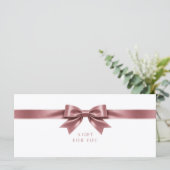 Carte Certificat Cadeau Code QR Élégant avec Ruban Blanc (Debout devant)