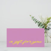 Carte Certificat Cadeau Code QR Rose Mauve Écriture Mode (Debout devant)
