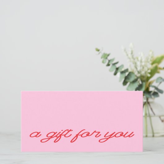 Carte Certificat Cadeau Code QR Rose Script Moderne (Debout devant)