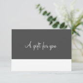 Carte Certificat cadeau de script minimaliste (Debout devant)