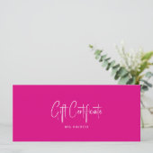 Carte Certificat cadeau Fuchsia client de salon (Debout devant)