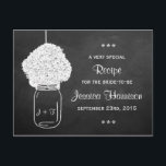 Carte Chalkboard Hydrangea Mason Jar Bridal Recett<br><div class="desc">Chalkboard Hydrangea Mason Jar Fête des mariées Recette Cartes.</div>
