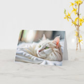Carte Chat Blanc Anniversaire En Lit (Fleur jaune)