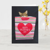 Carte Chat somalien dans un sac Heureuse Sainte-Valentin (Fleur jaune)