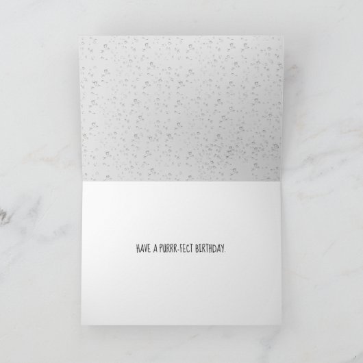 Carte chat tigré dans la fenêtre d'anniversaire (Intérieur)