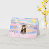 Carte Chat tigré tabby ange dans les nuages (Fleur jaune)