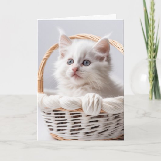 Carte Chaton blanc d'anniversaire dans un panier (Devant)