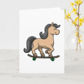 Carte Cheval comme patineur avec skateboard (Fleur jaune)