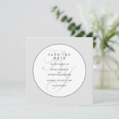 Carte Chic Black and White Monogram Save the Date (Debout devant)