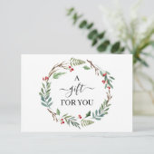 Carte Chic Holly Berry & Feuille Wreath Certificat cadea (Debout devant)