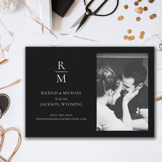 Carte Chic Noir Monogramme Mariage Enregistrer la Date P