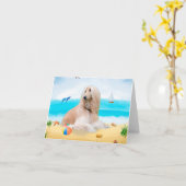 Carte Chien Afghan Hound sur la Plage (Fleur jaune)