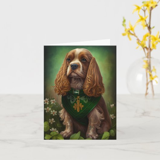 Carte Chien Cocker Spaniel en tenue de la Saint-Patrick (Fleur jaune)