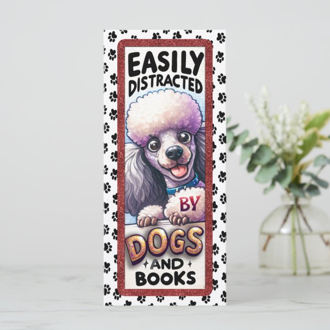 Carte Chien de caniche mignon (Debout devant)