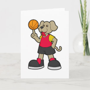 Carte Chien en tant que joueur de basket-ball avec ballo